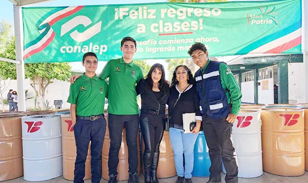 Donan Botes De Basura A CONALEP Y Jimulco La Prensa De Coahuila