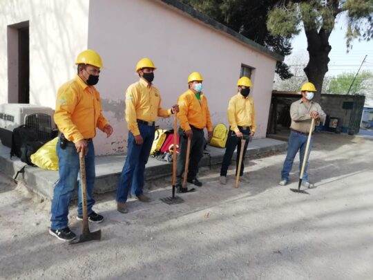 Brigadistas de la carbonífera apoyaran en combate de incendio de Arteaga.