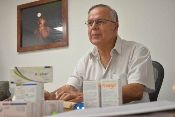 Muere director del Hospital AHMSA
