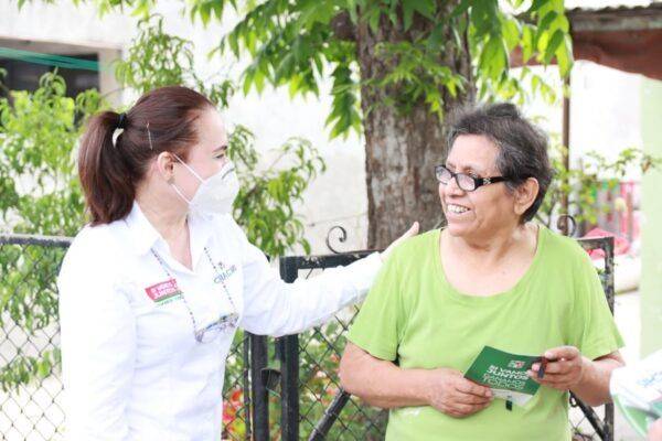 Realiza Chachis Boone campaña casa por casa