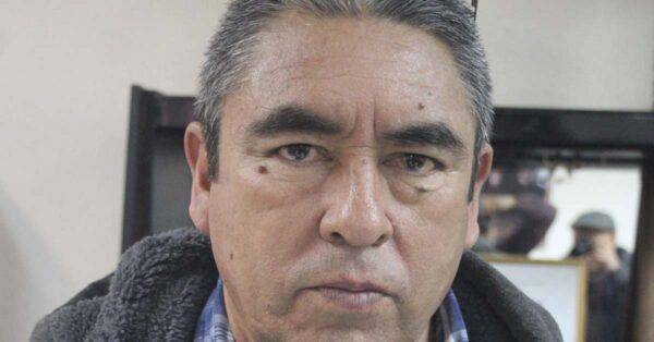 Hunden pruebas a ex líderes ladrones