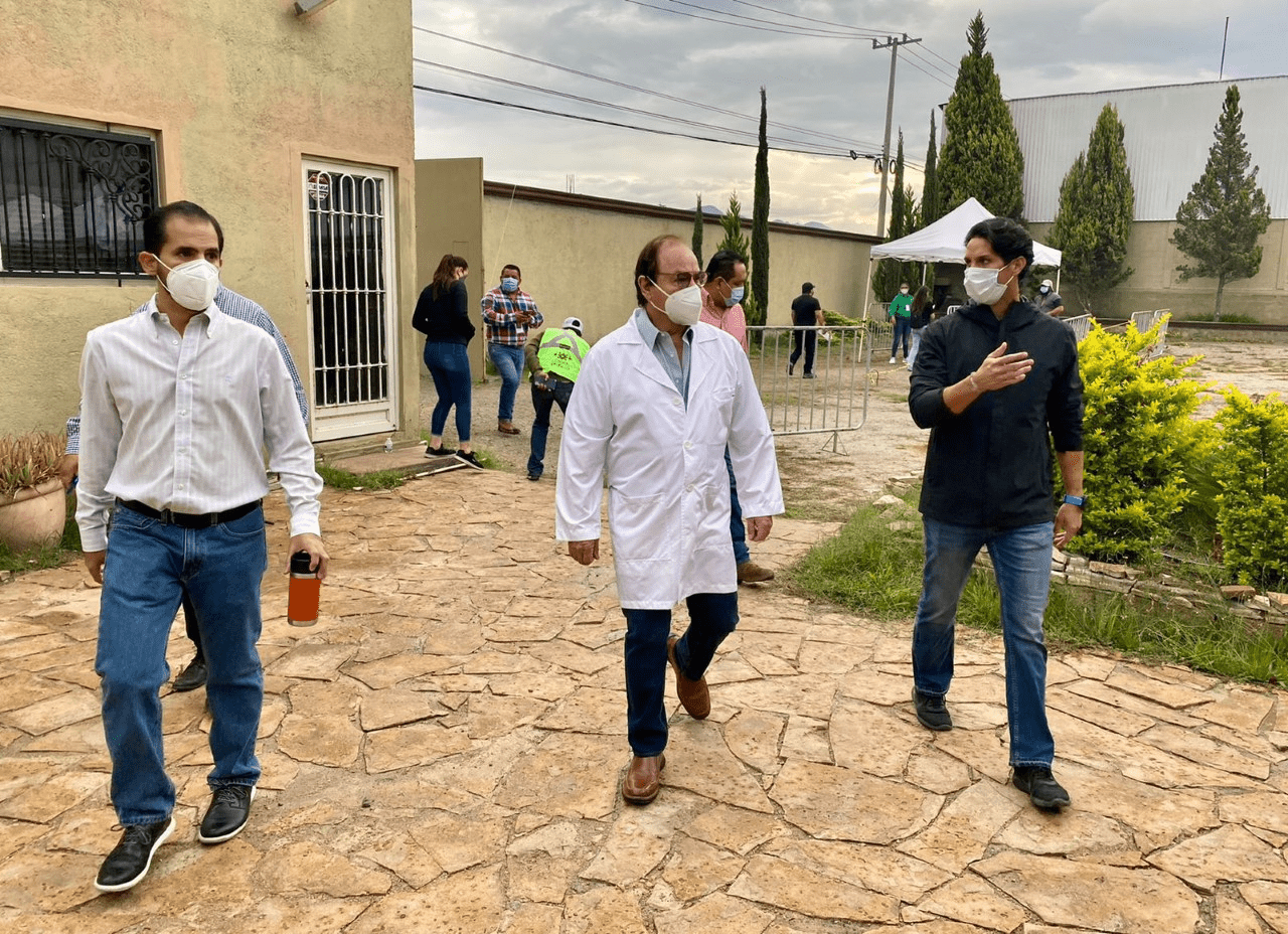 SUPERVISA SALUD COAHUILA VACUNA A POBLACIÓN DE 30 A 39 AÑOS