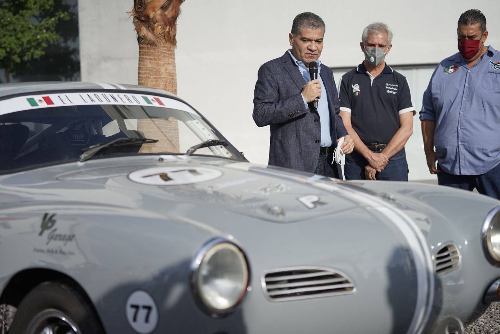 GOBERNADOR MIGUEL RIQUELME DESTAPA CARRO DE CARRERA PANAMERICANA 2021