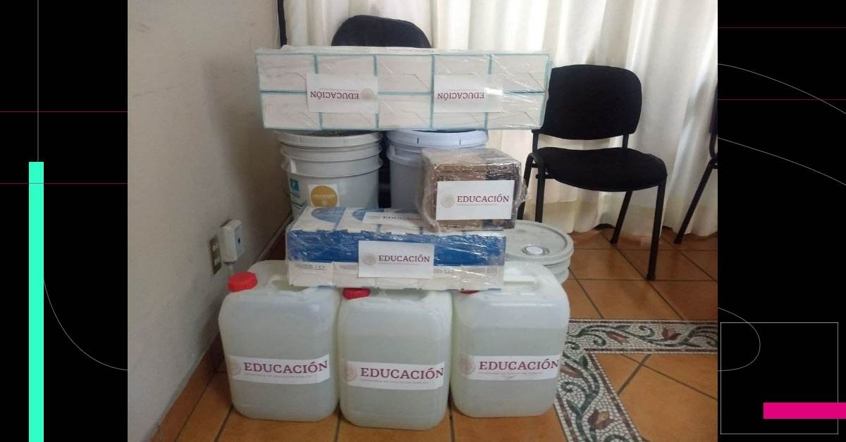 Alfaro denuncia el “paquetote” de suministros sanitarios que envió la SEP a Jalisco para regreso a clases