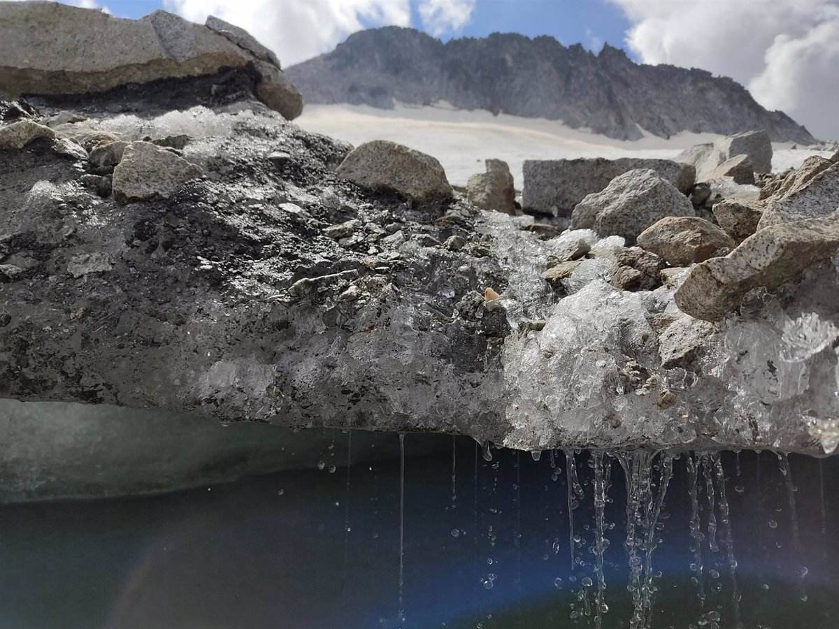 Los glaciares del Pirineo pierden más de 6 metros de espesor desde 2011, según el IPE