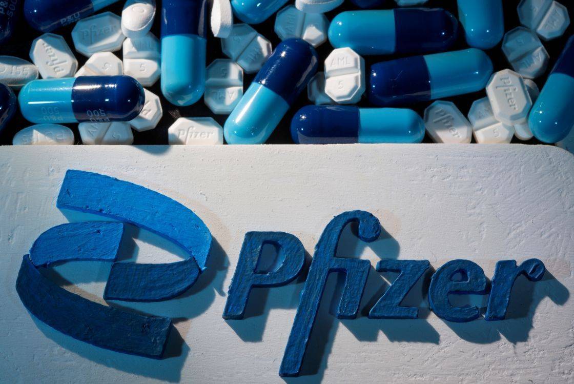 Pfizer acuerda compartir patente de píldora anticovid para facilitar acceso