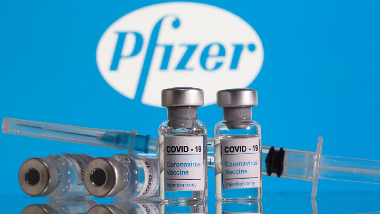 Covid-19: Cuarta dosis de Pfizer reduciría el riesgo de muerte casi en un 80%