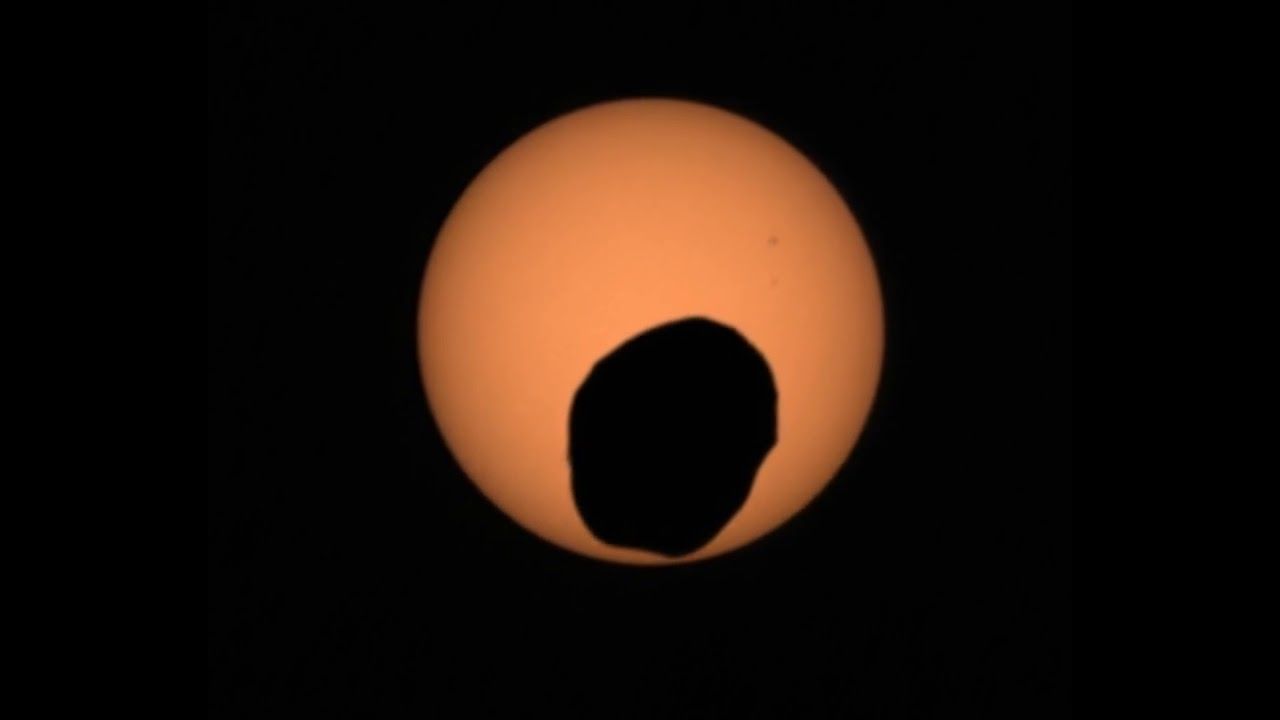 El rover Perseverance observa el eclipse de la luna «papa» de Marte condenada a morir