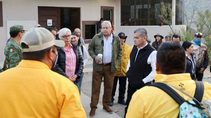 Supervisan Chema Fraustro y MARS acciones contra el fuego en Zapalinamé