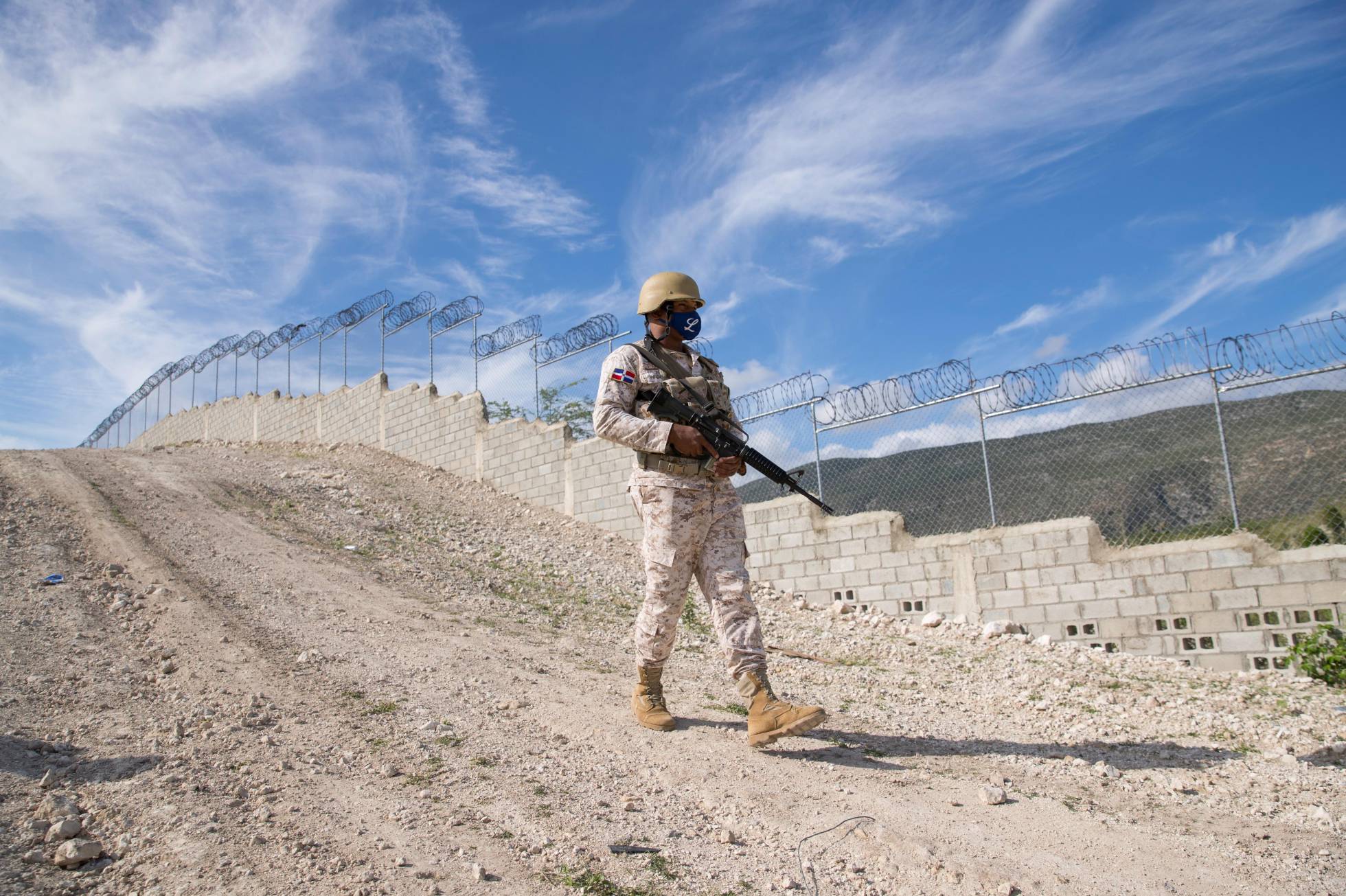 El Polémico Muro Que República Dominicana Construye Para Dividir La Isla Que Comparte Con Haití 6785