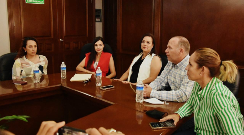 SE SUMAN ALCALDES DE SALTILLO, TORREÓN Y MONCLOVA A CURSO DE VERANO SANTOS-PRONNIF
