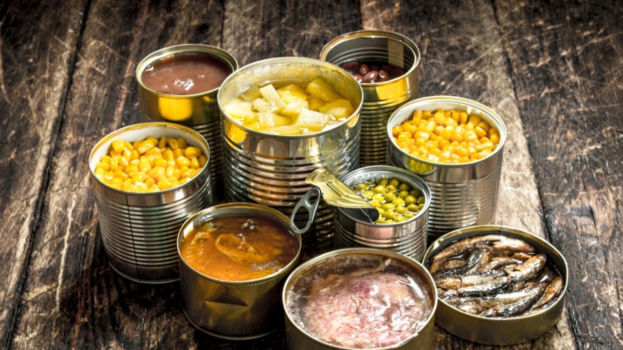 Razones para no comer alimentos enlatados todos los días