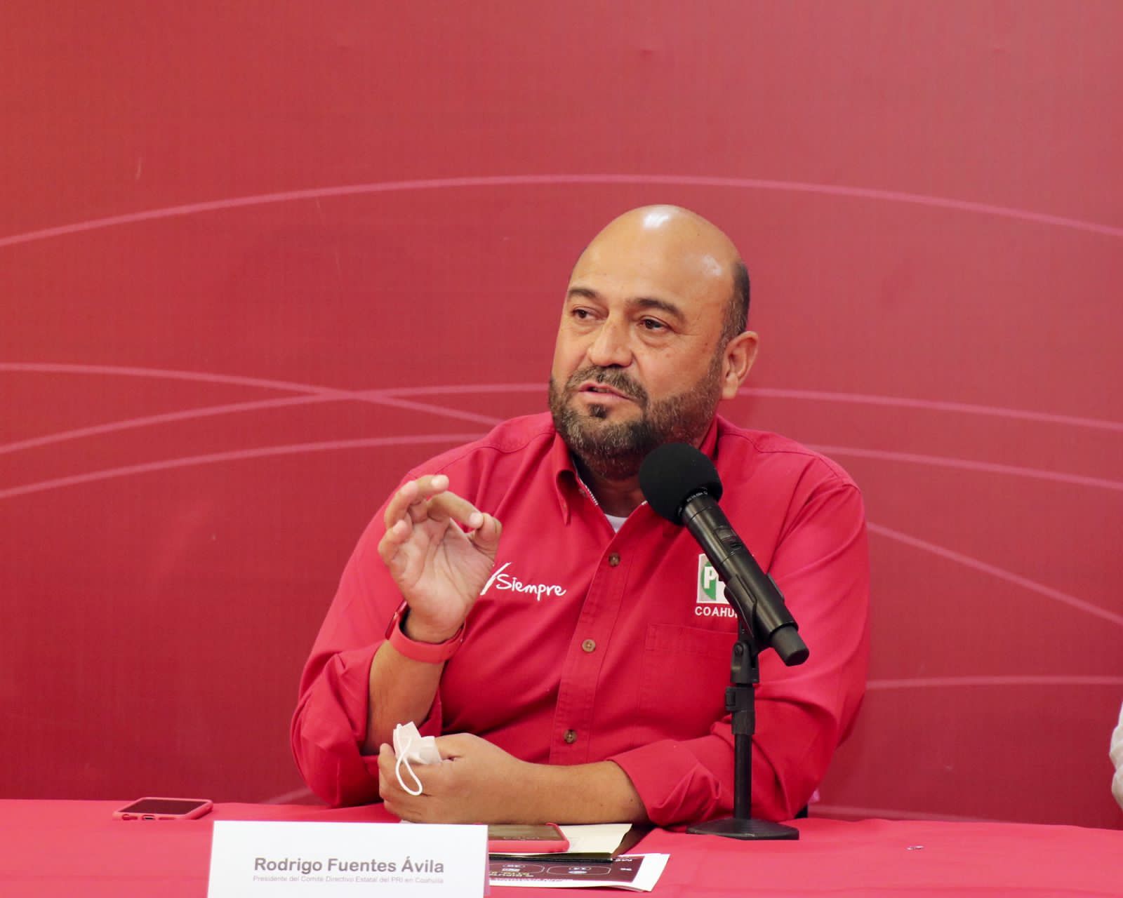 El secretario de gobernación, matraquero de Morena.- PRI Coahuila