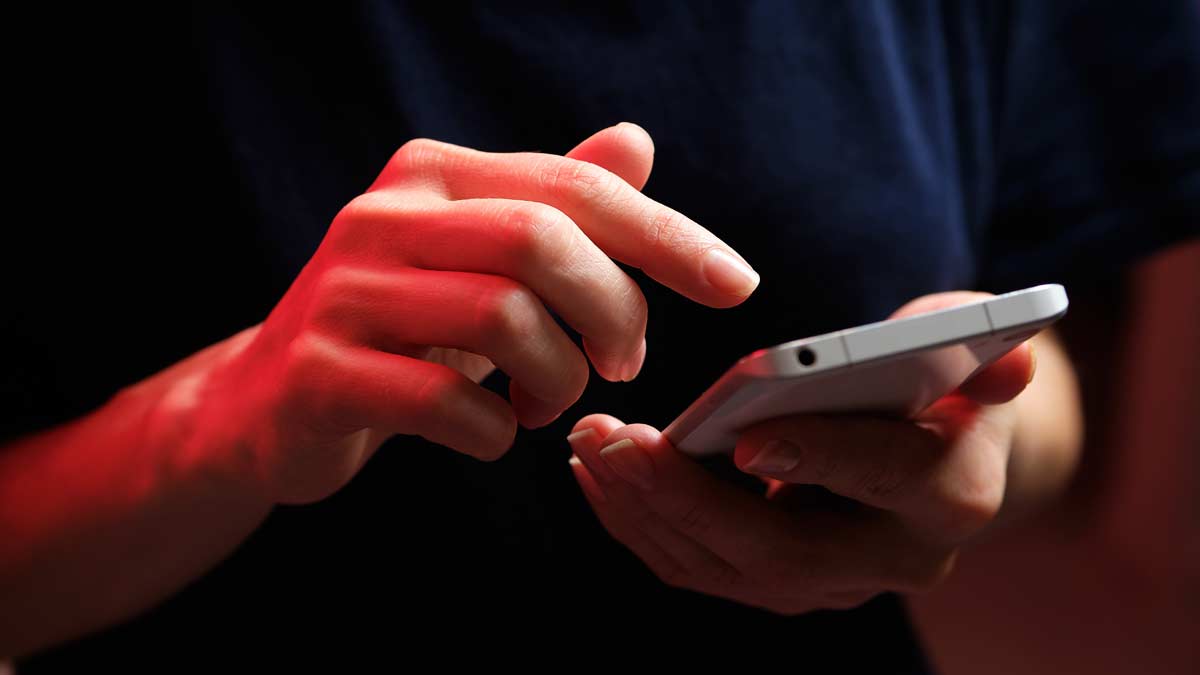 ¿Es bueno reiniciar el celular y qué tan seguido hacerlo?
