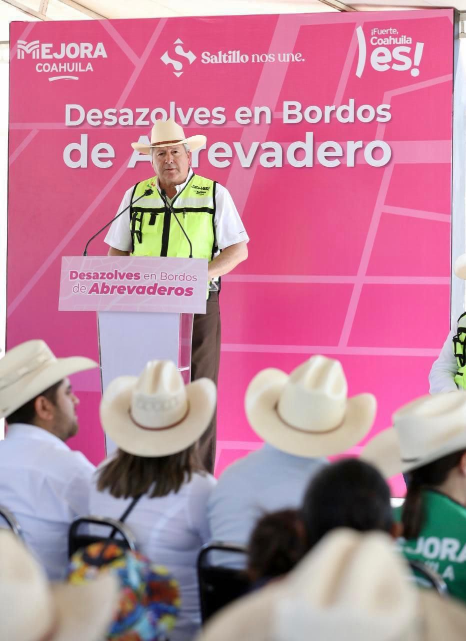 Impulsa Municipio el campo; avanzan más del 90% obras de desazolve