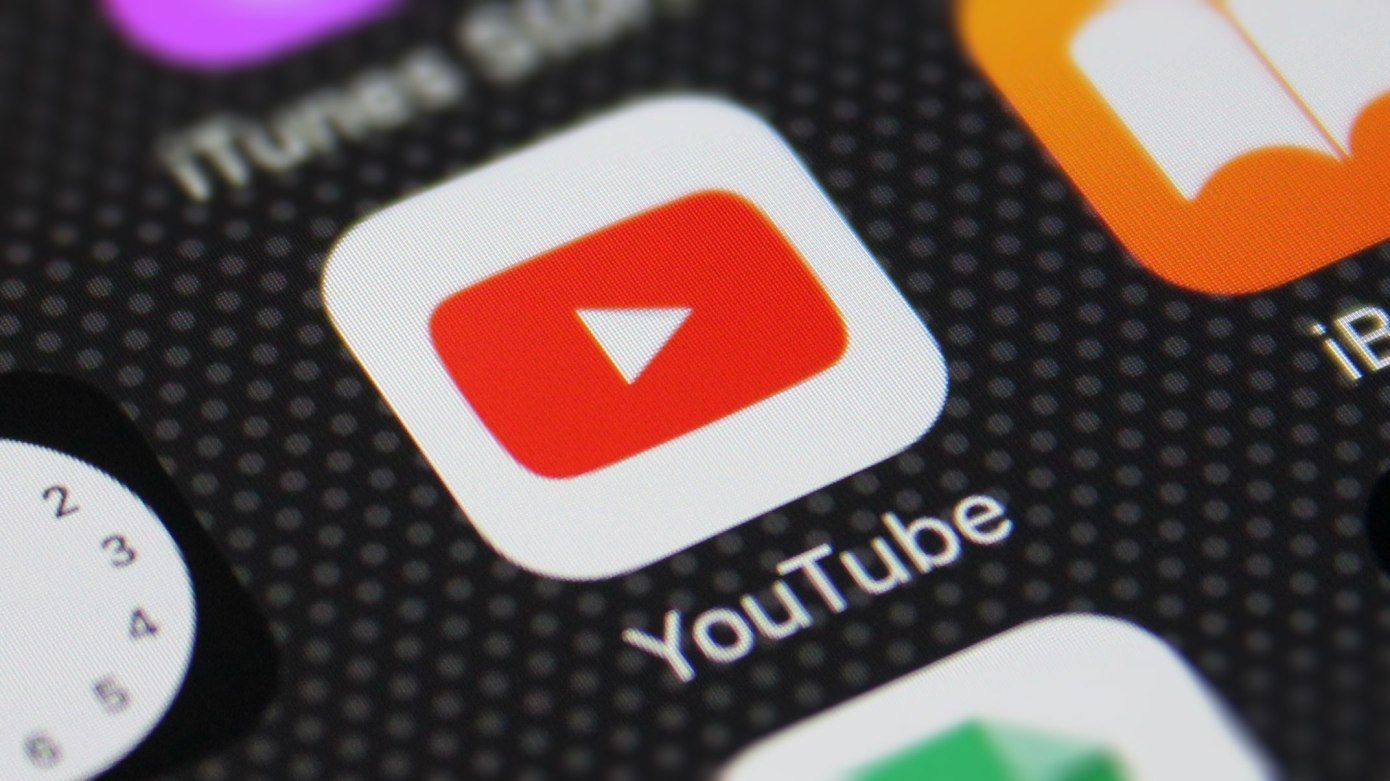 Descubren a menores de edad difundiendo programas maliciosos a través de YouTube, así operan