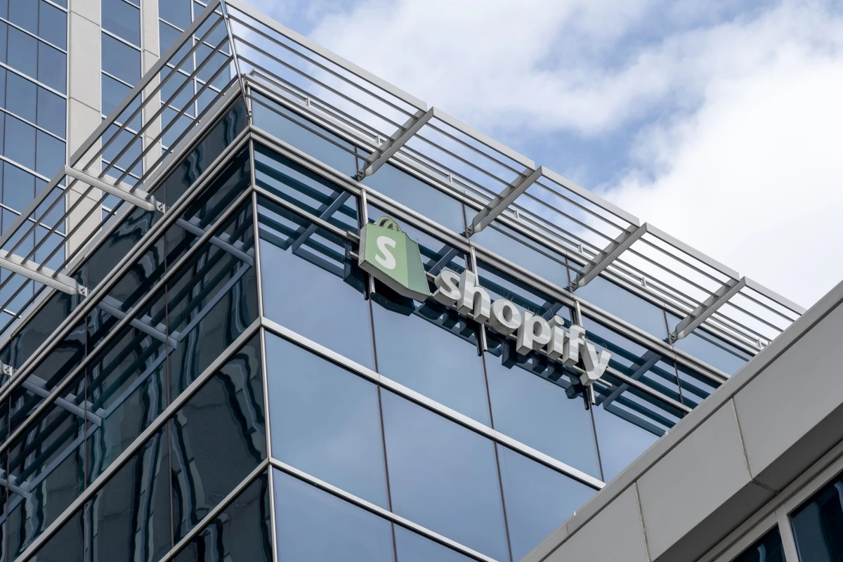 Shopify recortará al 10% de su personal global