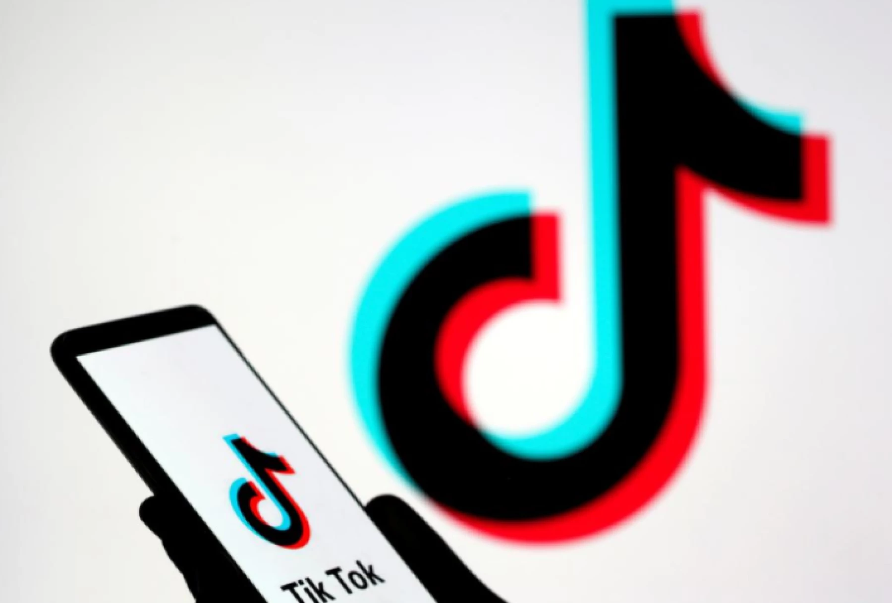 TikTok modifica su algoritmo y permitirá a usuarios filtrar contenido