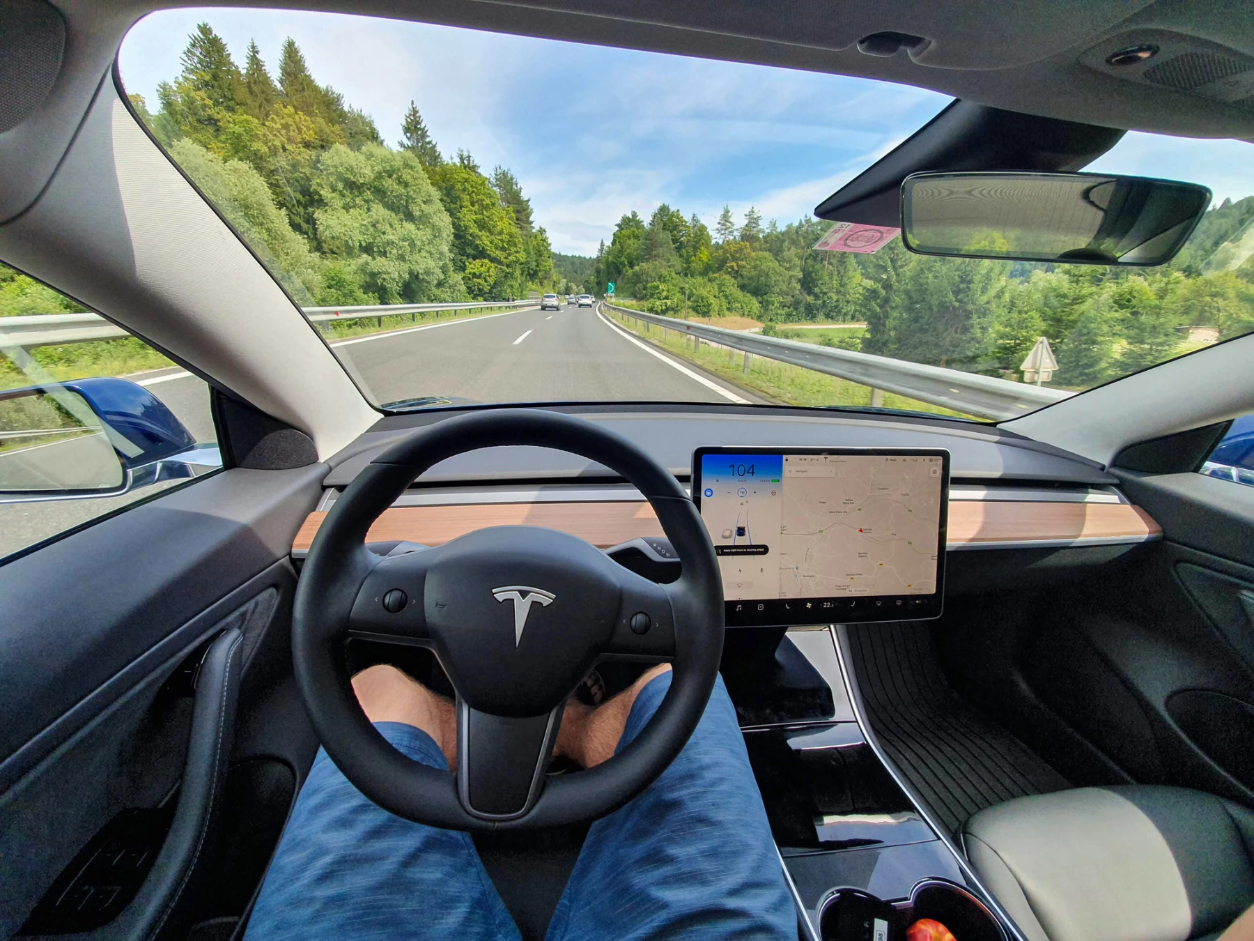 Los autos de Tesla integrarán videojuegos de Steam