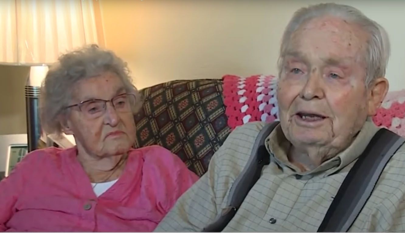 Pareja revela el secreto de un matrimonio longevo tras 79 años casados