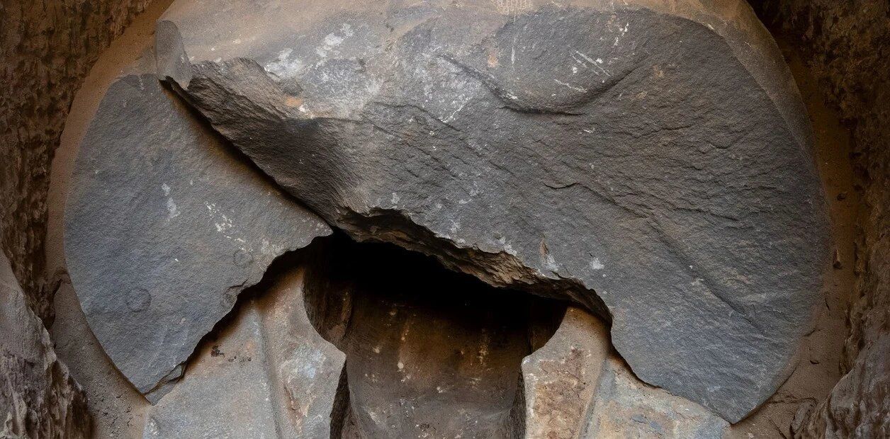 Descubren en Egipto la tumba de Wahipra Merinit, el “jefe de soldados extranjeros” de hace 25 siglos
