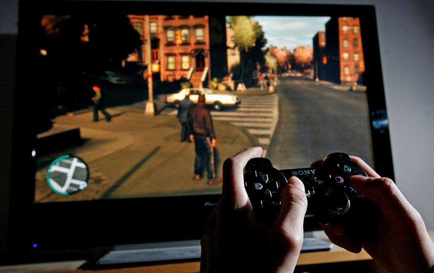¿Quieres saber qué juegan tus hijos? Conoce la guía de videojuegos para padres