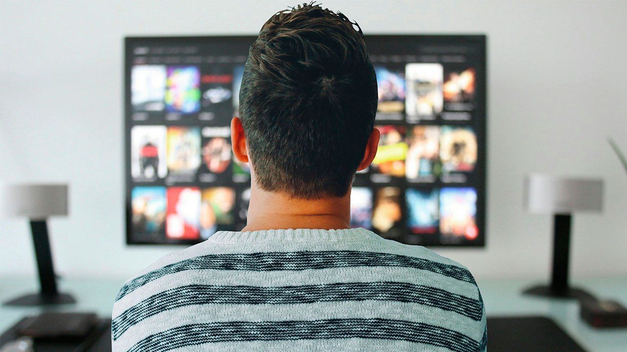 Los mexicanos saldrán de la guerra del streaming con 2 suscripciones fijas y una variable