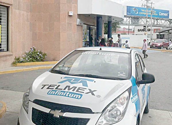 Siguen quejas contra Telmex - La Prensa de Coahuila