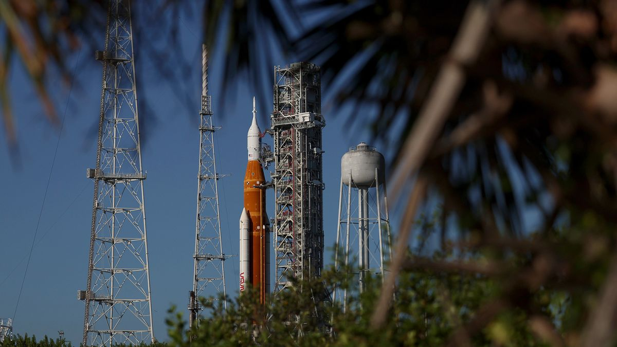 El próximo intento de lanzamiento de la misión Artemis I está fijado para el martes, pero podría retrasarse por una depresión tropical