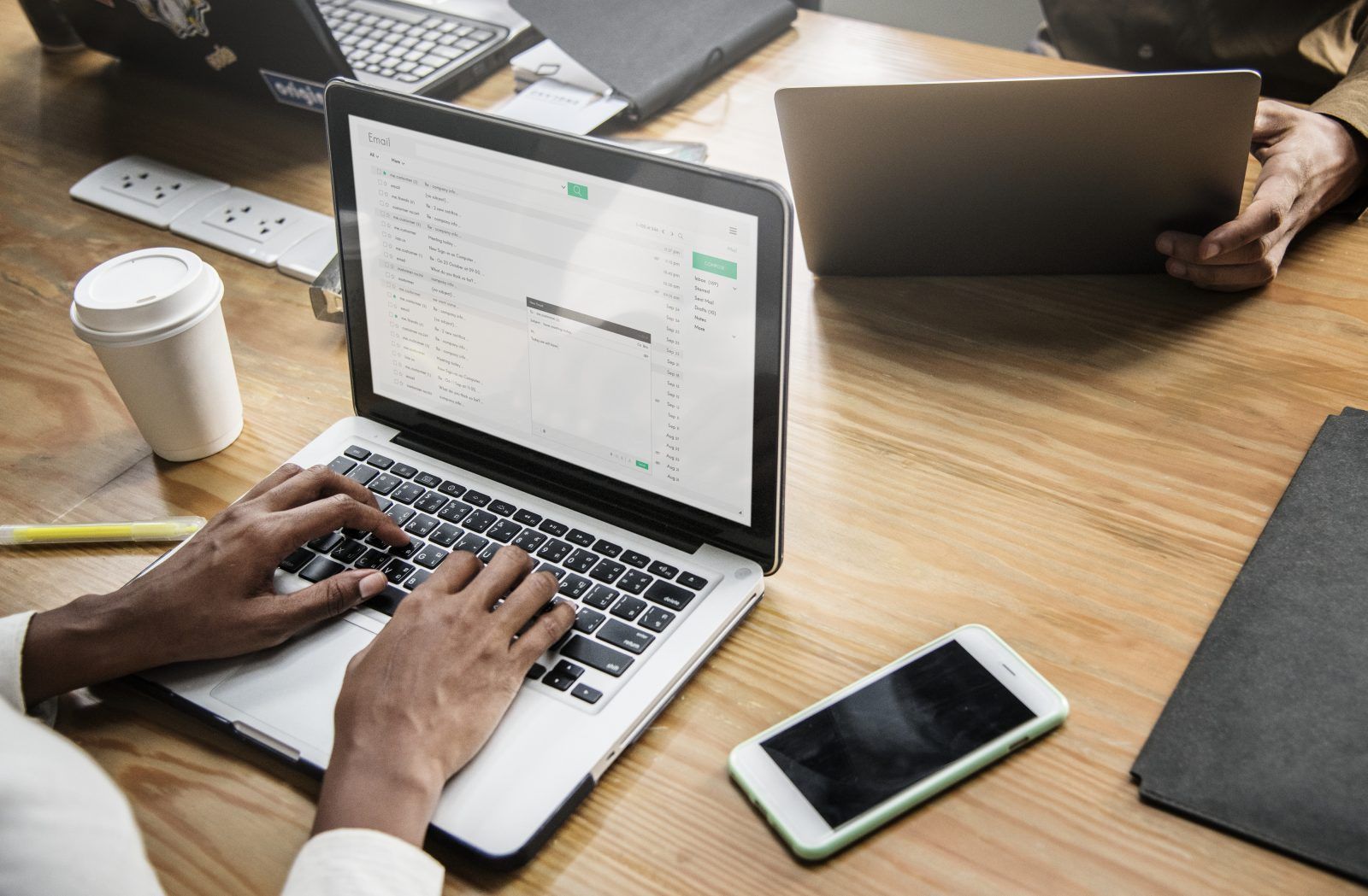 ¿Por qué borrar algo de internet es «casi imposible»?