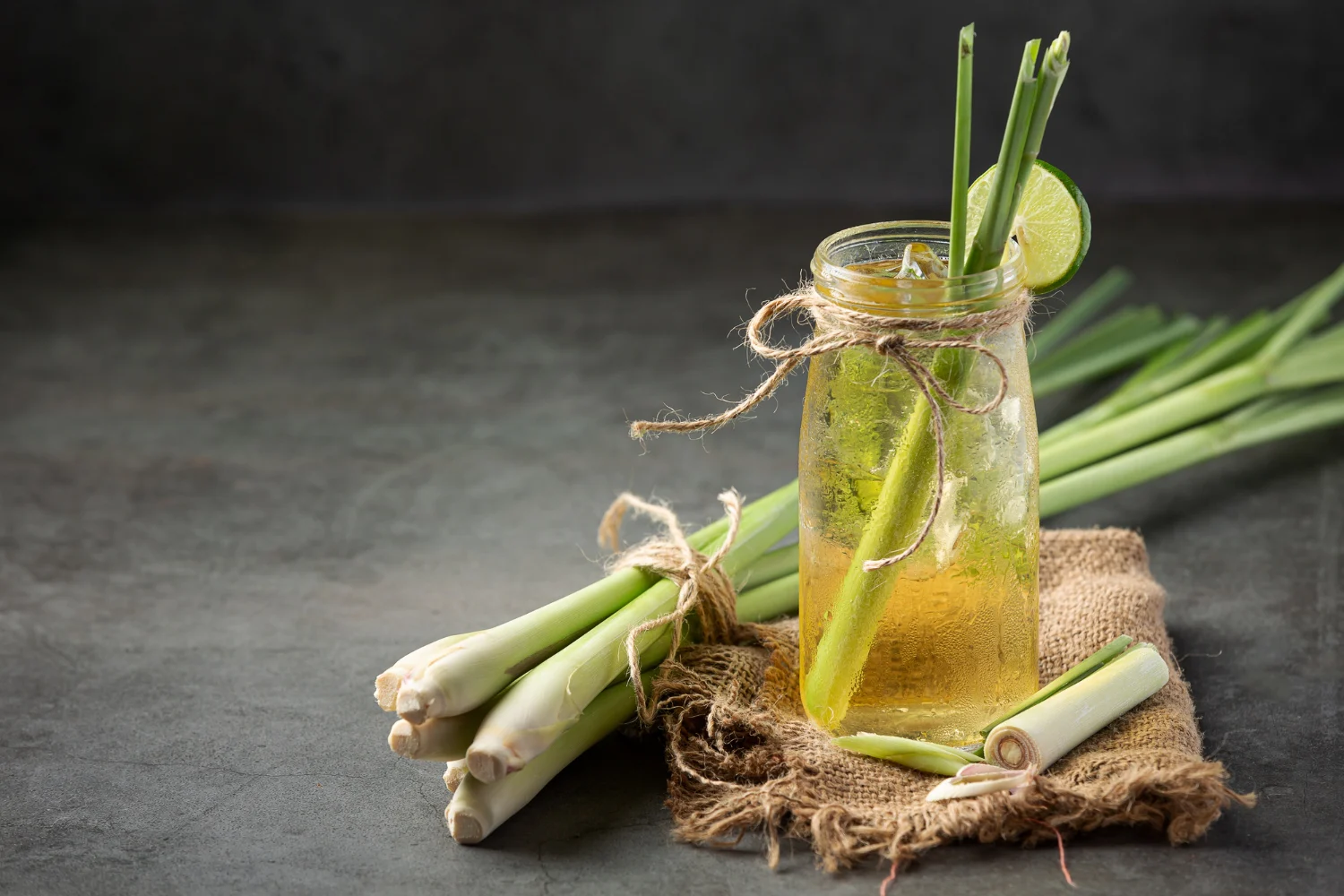 Qué es el té limón y sus beneficios