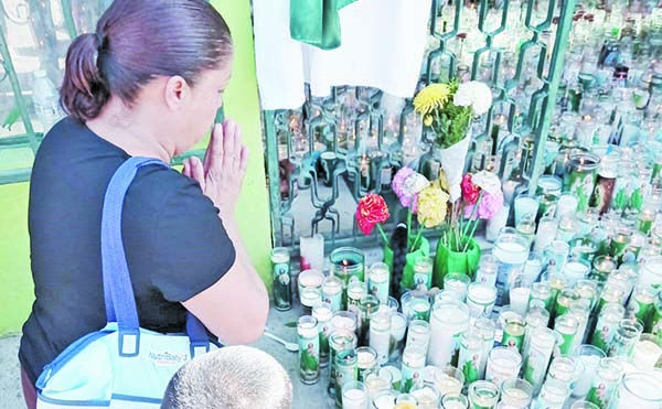 Agradecen milagros al Santo de causas difíciles