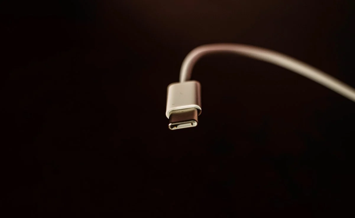 Usos del puerto USB-C más allá de la carga