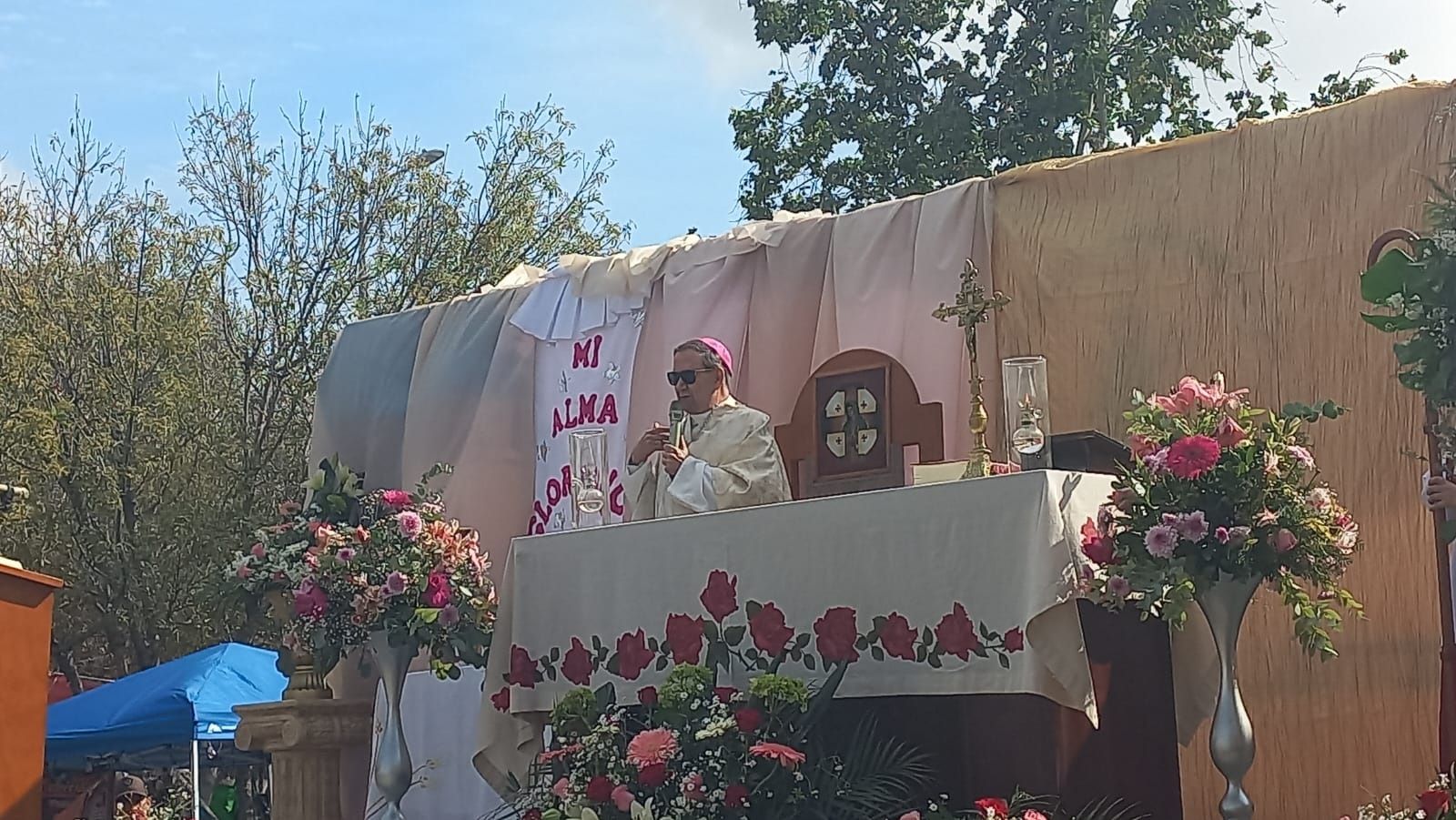 Celebran feligreses a La Morenita del Tepeyac