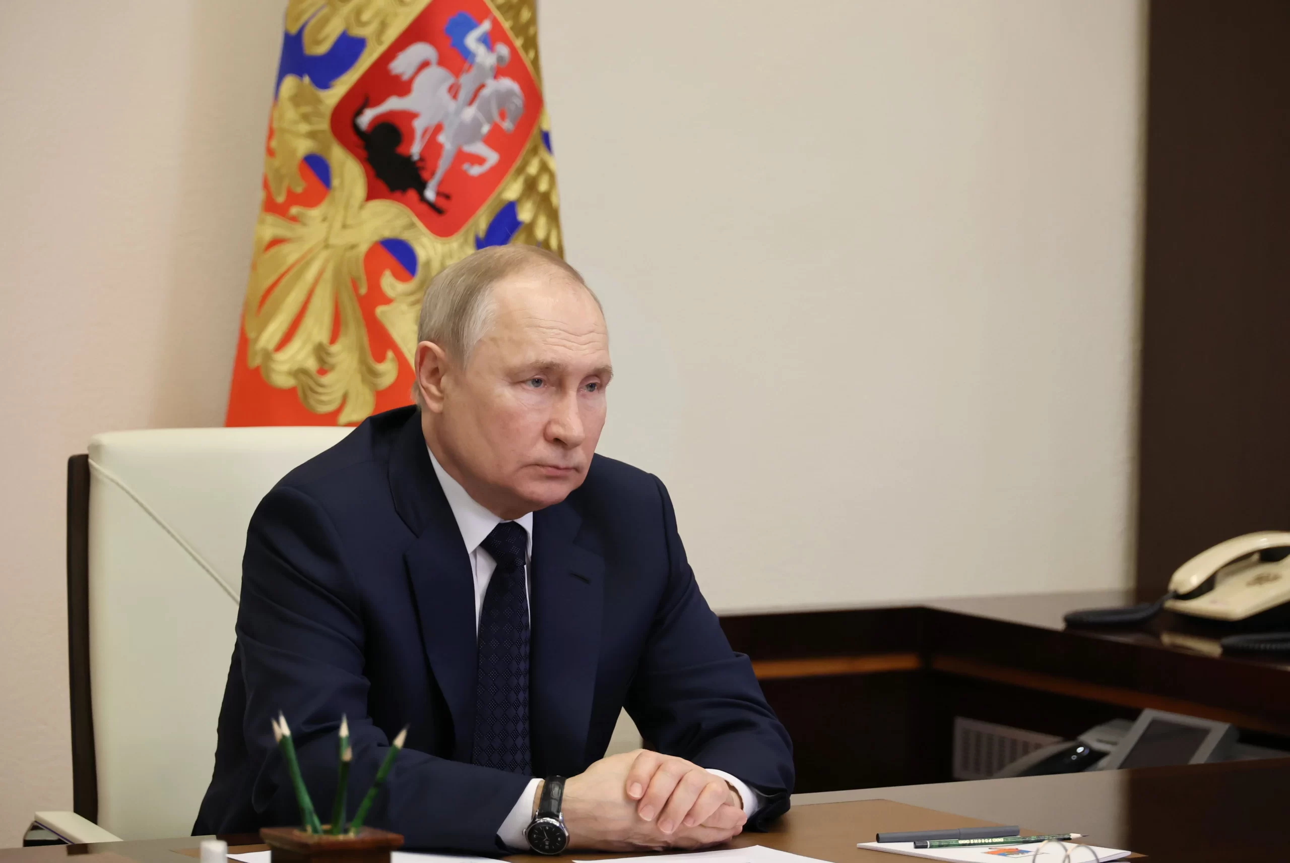Putin ordena alto el fuego de 36 horas en Ucrania a partir del mediodía del viernes