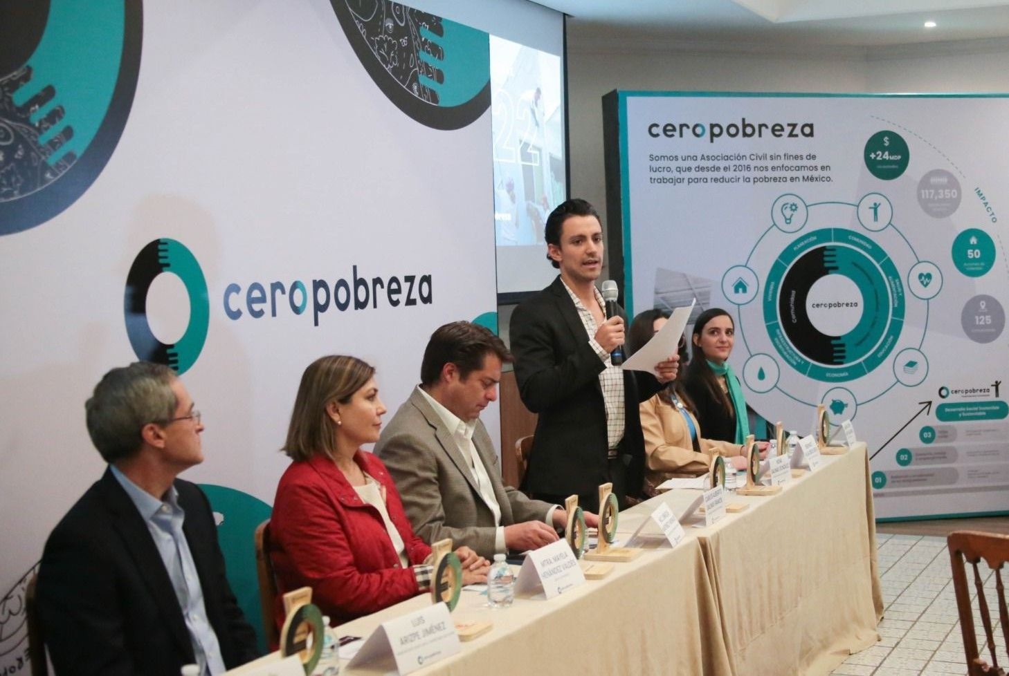 Presenta Consejo A.C Cero Pobreza
