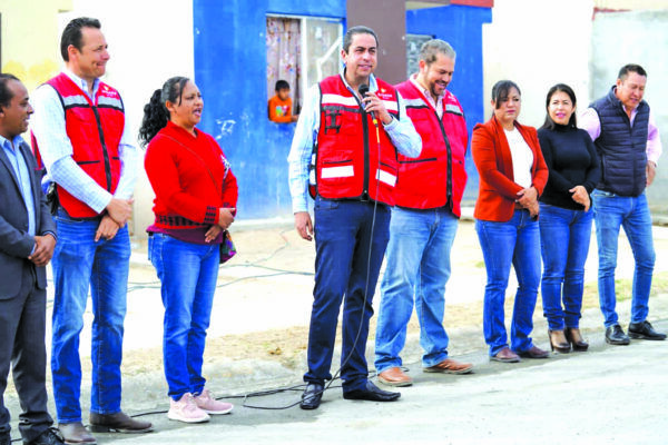 Enchula Chema 800 viviendas