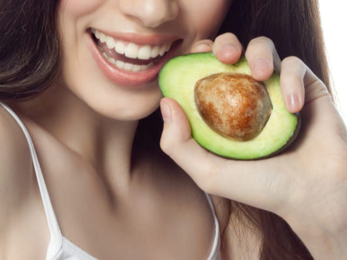 Controla tu presión arterial comiendo aguacate