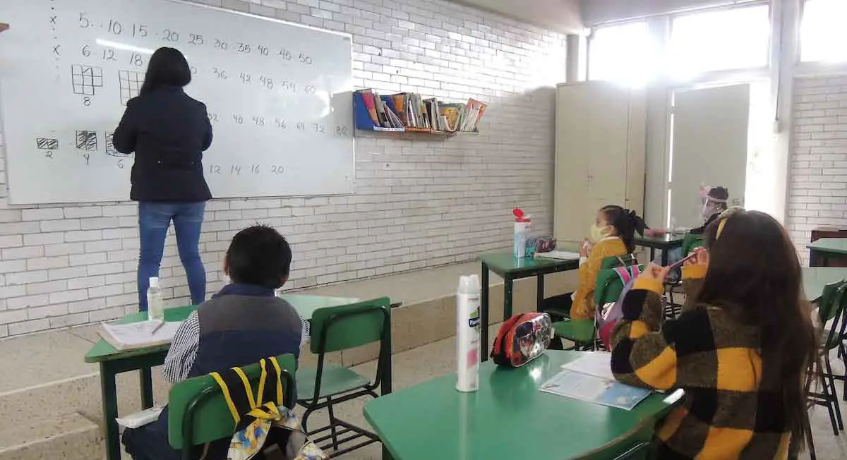 ¿Descuentos por ser profesor de la SEP? Cuánto y dónde
