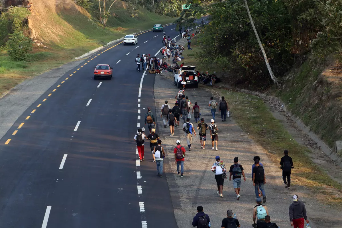 Primera caravana del año con miles de migrantes avanza en el sur de México