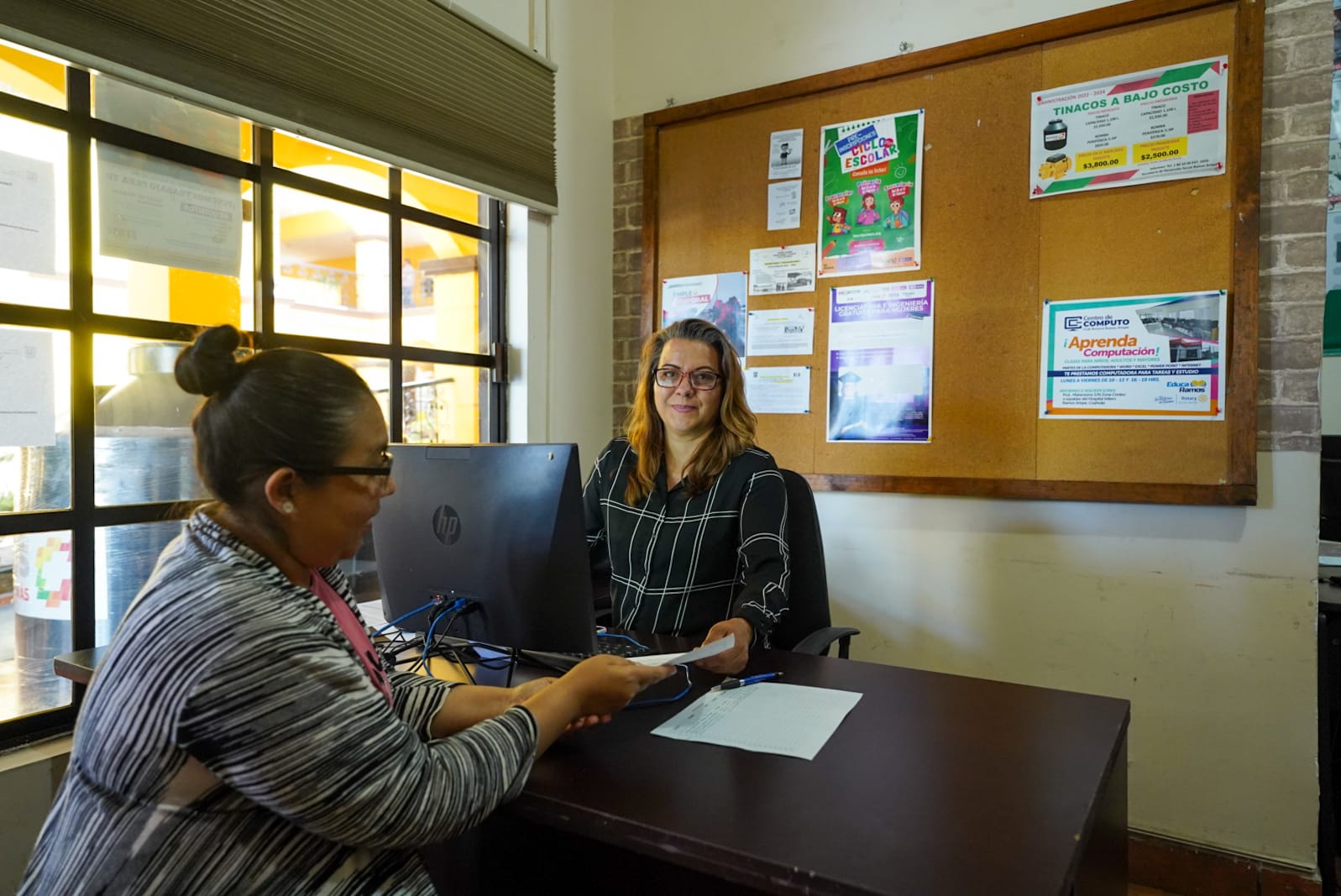 MÓDULO DE SEDU APOYA EN TRÁMITE PARA CAMBIO DE ESCUELA