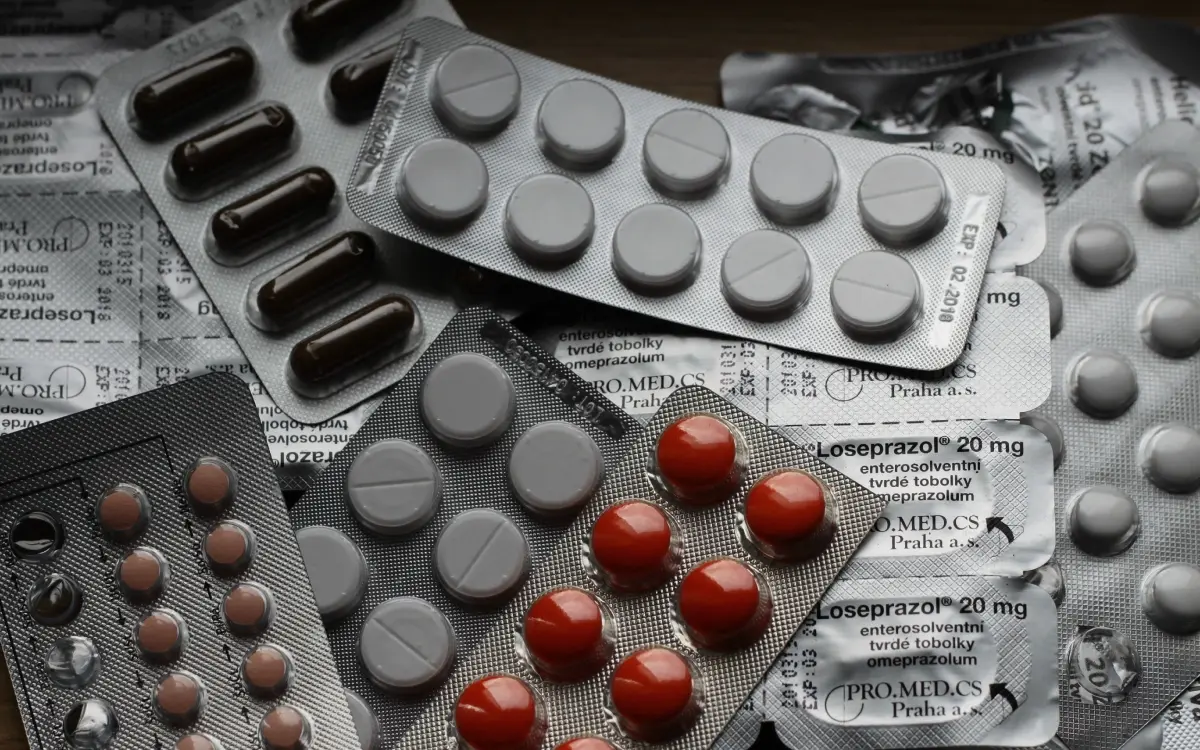 Cofepris avanza en proceso para garantizar el acceso de medicamentos de salud mental