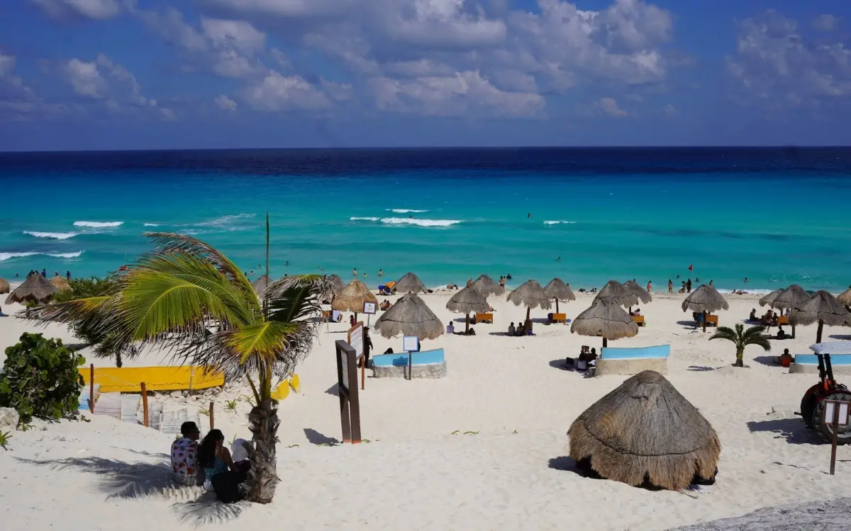 Ante ejecuciones en Cancún y Acapulco, GN vigilará destinos turísticos: AMLO