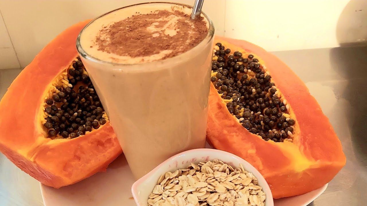 Licuado de papaya para desparasitar de manera natural