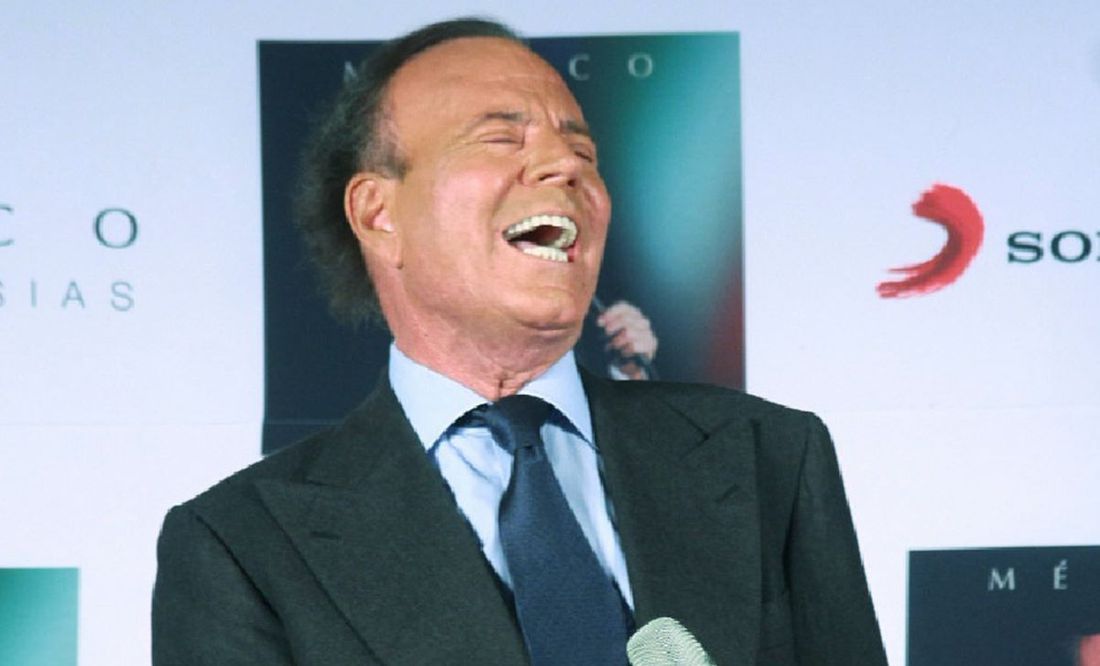 Julio Iglesias reaparece en polémica foto: explota contra los que aseguran que ha olvidado sus canciones