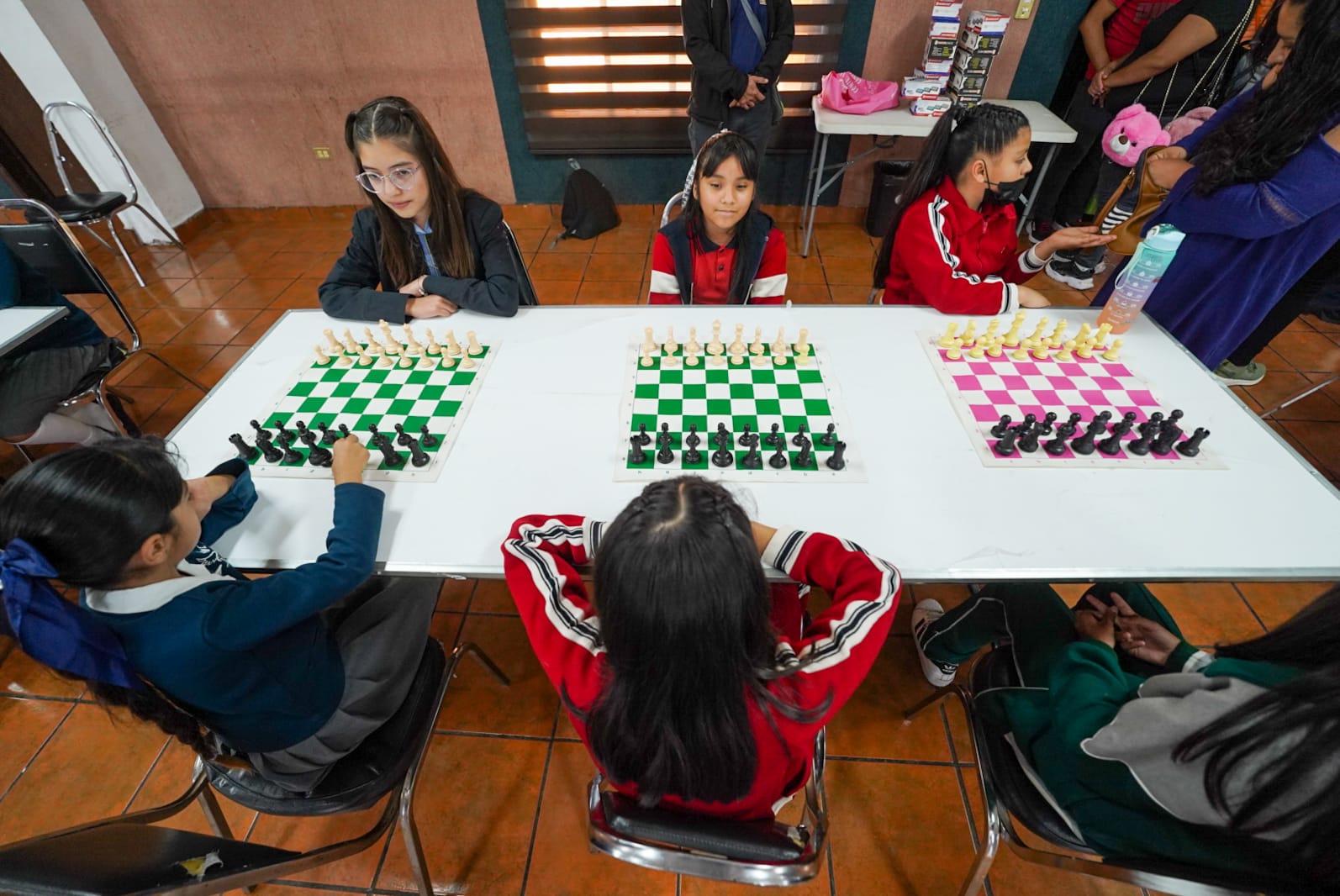 COMPITEN ESTUDIANTES RAMOSARIZPENSES EN TORNEO DE AJEDREZ