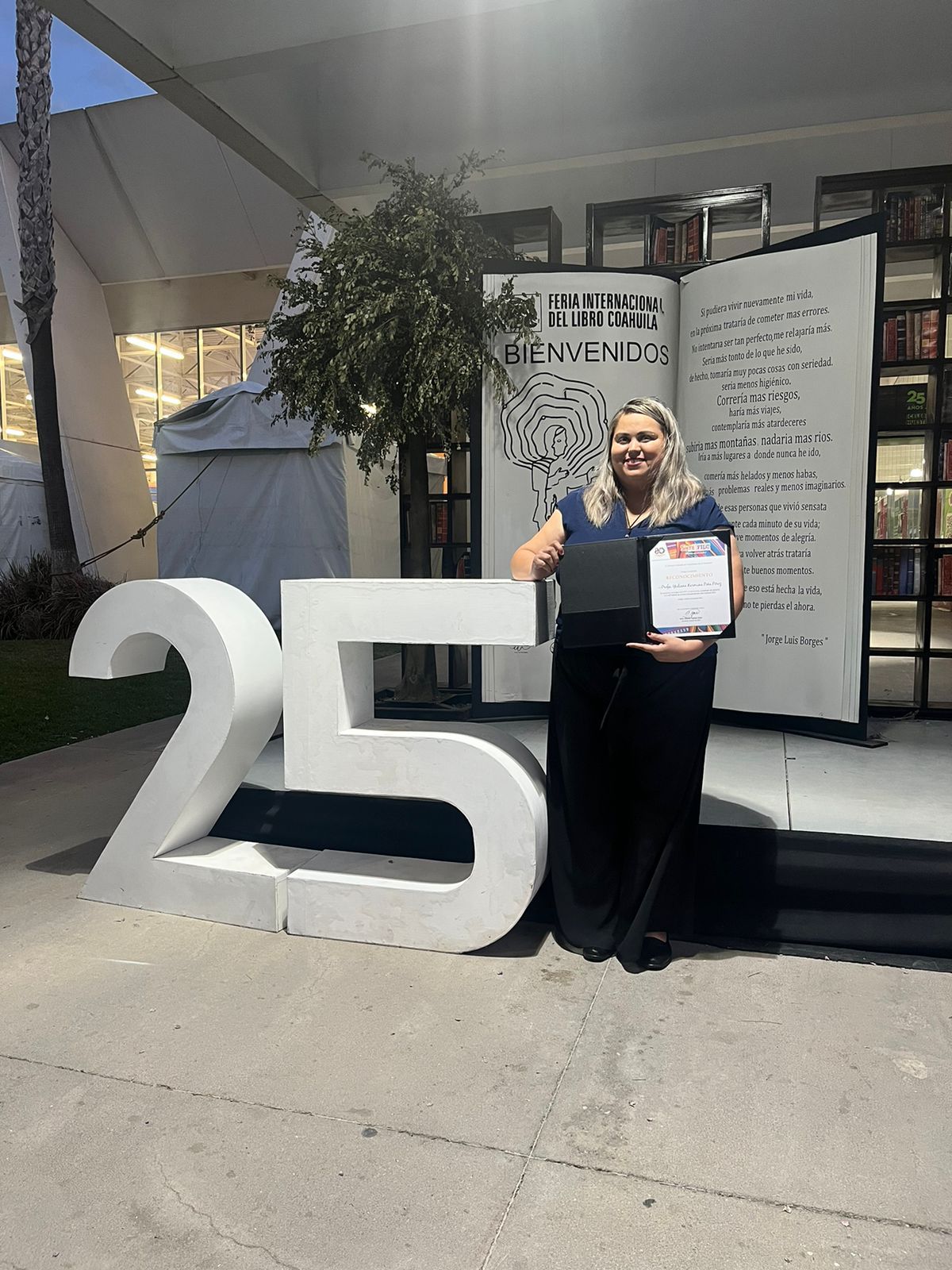 Conoce a: Yuliana Piña, orgullosa escritora monclovense