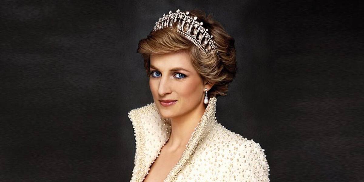 Según la IA, así se vería Lady Di como reina en la coronación de Carlos III