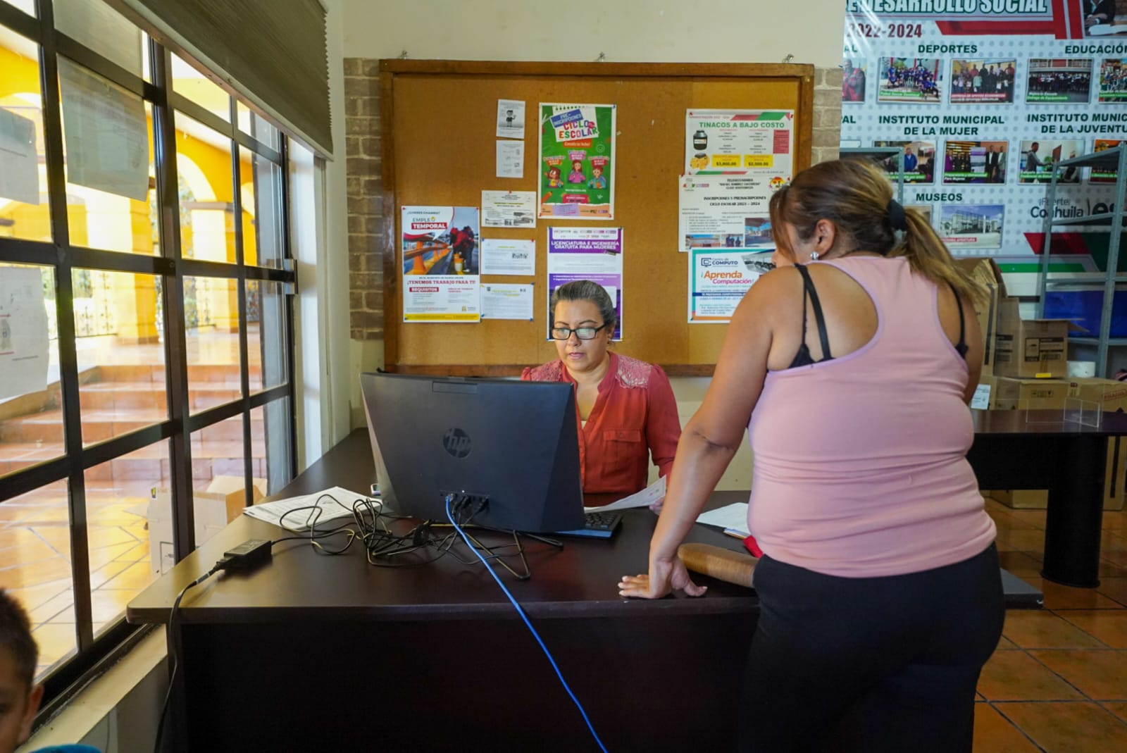 APOYA MUNICIPIO A PADRES DE FAMILIA EN ASIGNACIÓN DE ESCUELA PARA NUEVO CICLO