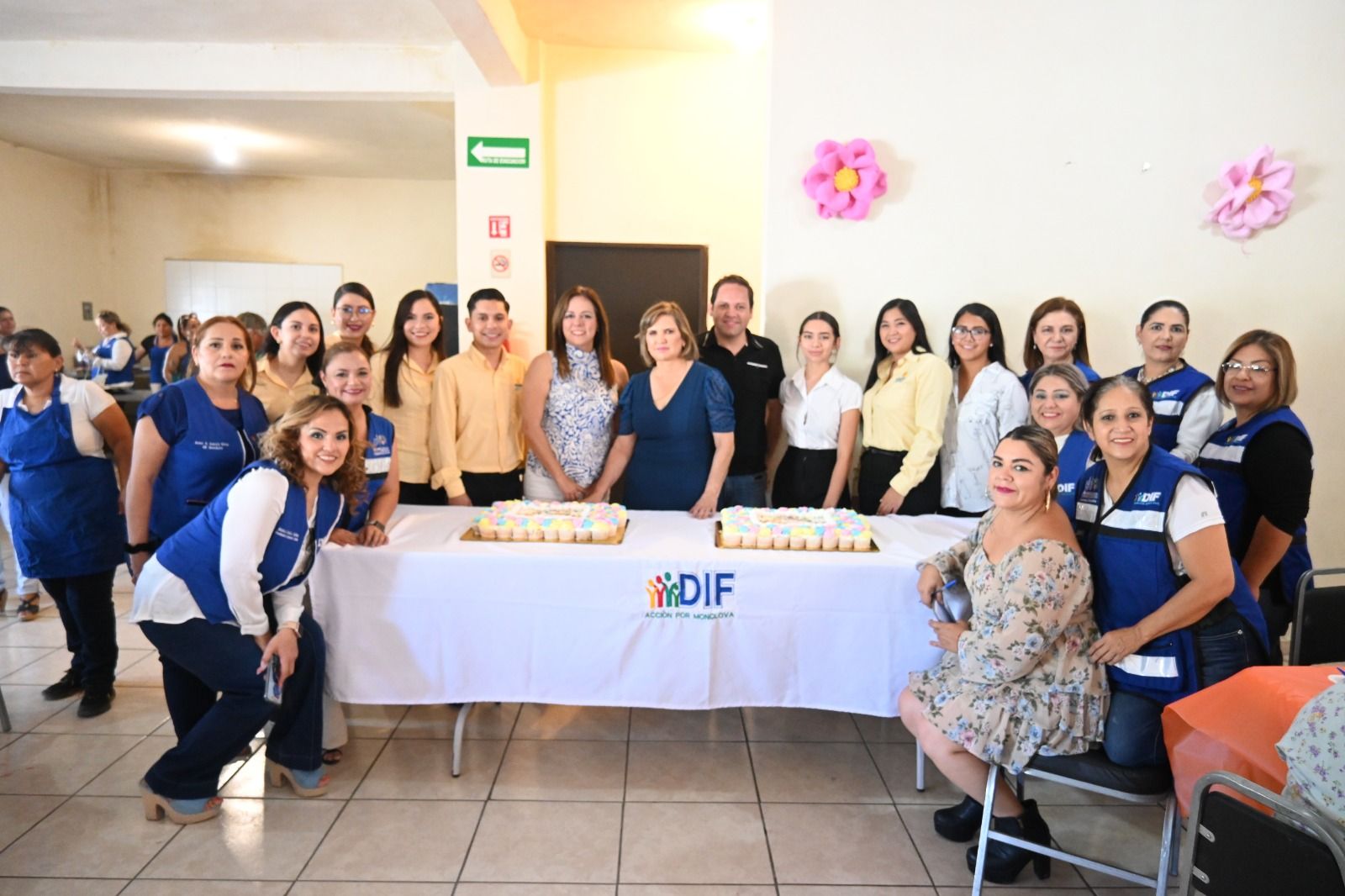 Celebra a los abuelos doctora Lety Carrillo